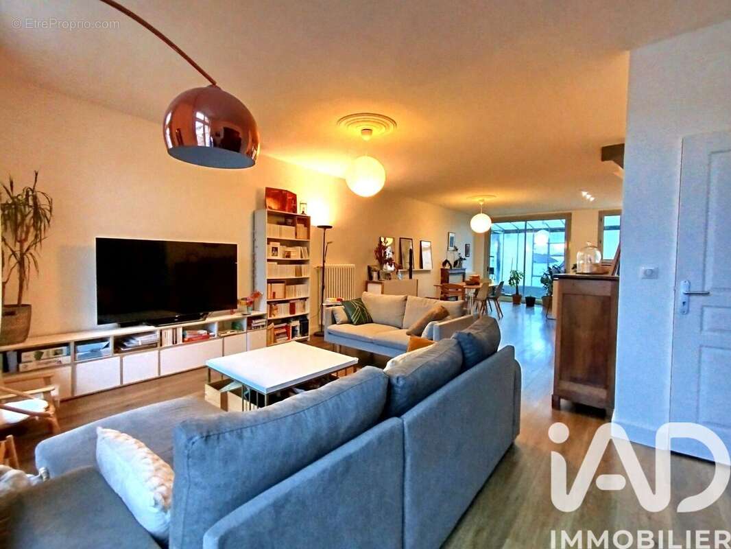 Photo 2 - Maison à CHINON