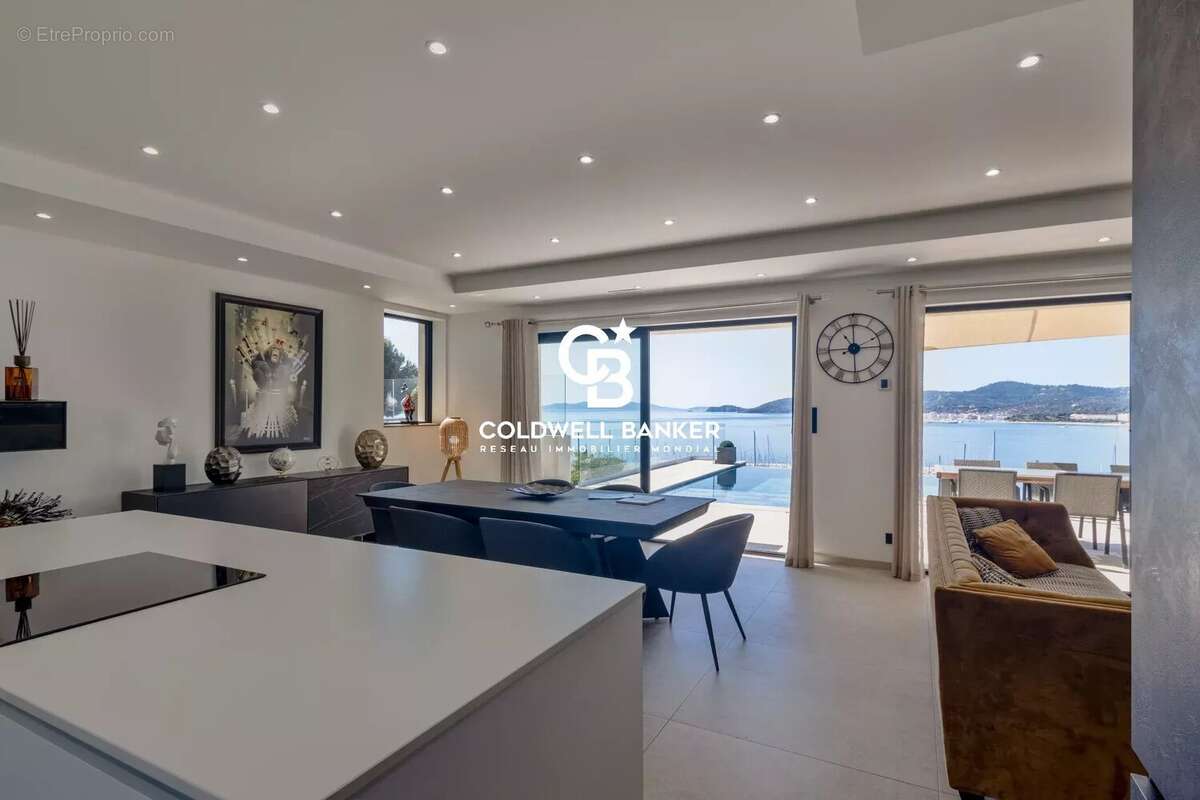 Maison à LE LAVANDOU