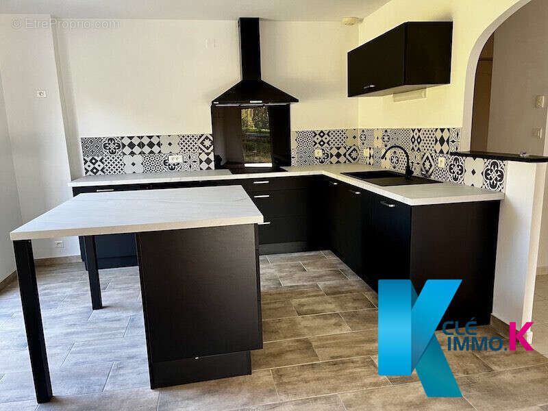 Maison à LE GIROUARD