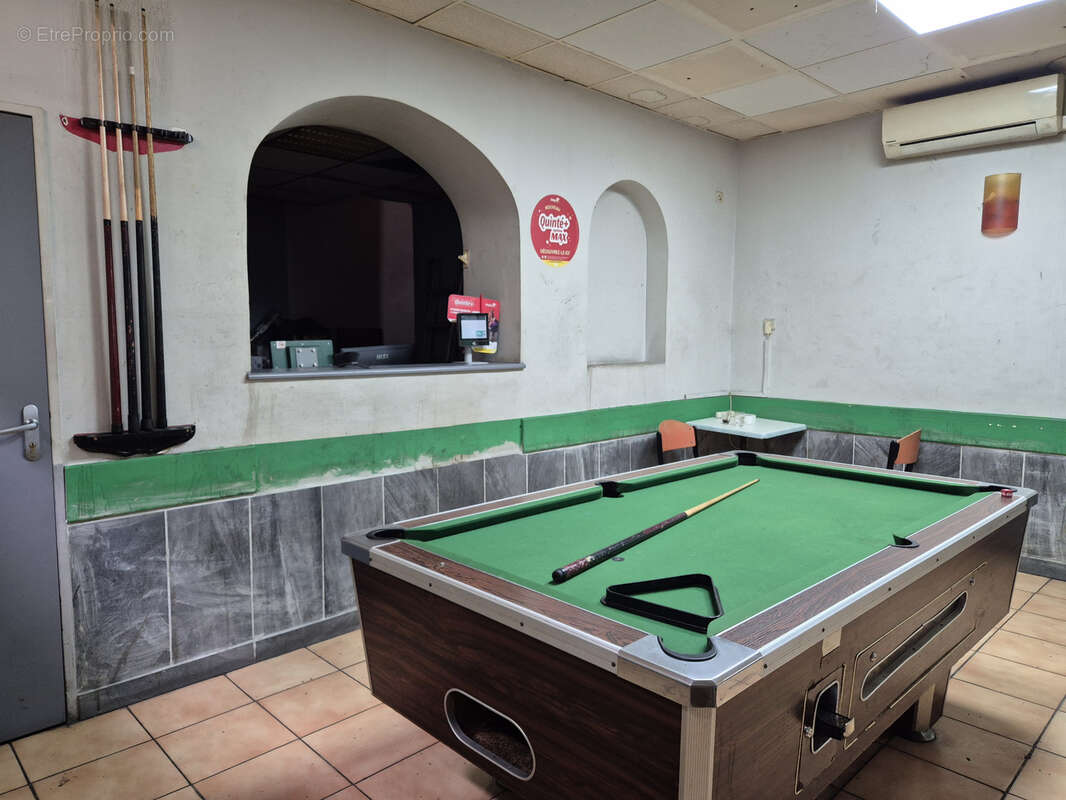 Commerce à MARSEILLE-1E