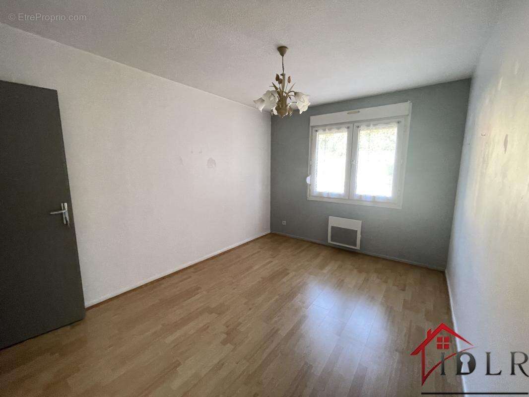Appartement T4 avec terrasse couverte - photo 7