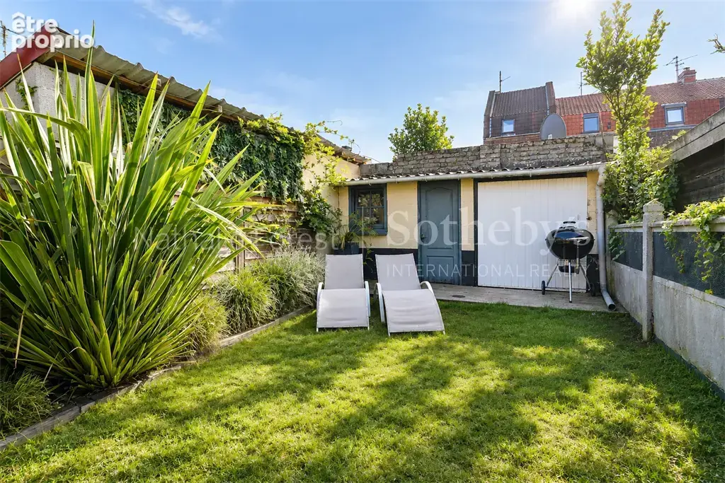 Maison 4 pièces, 2 salle de bains, joli jardin - photo 6