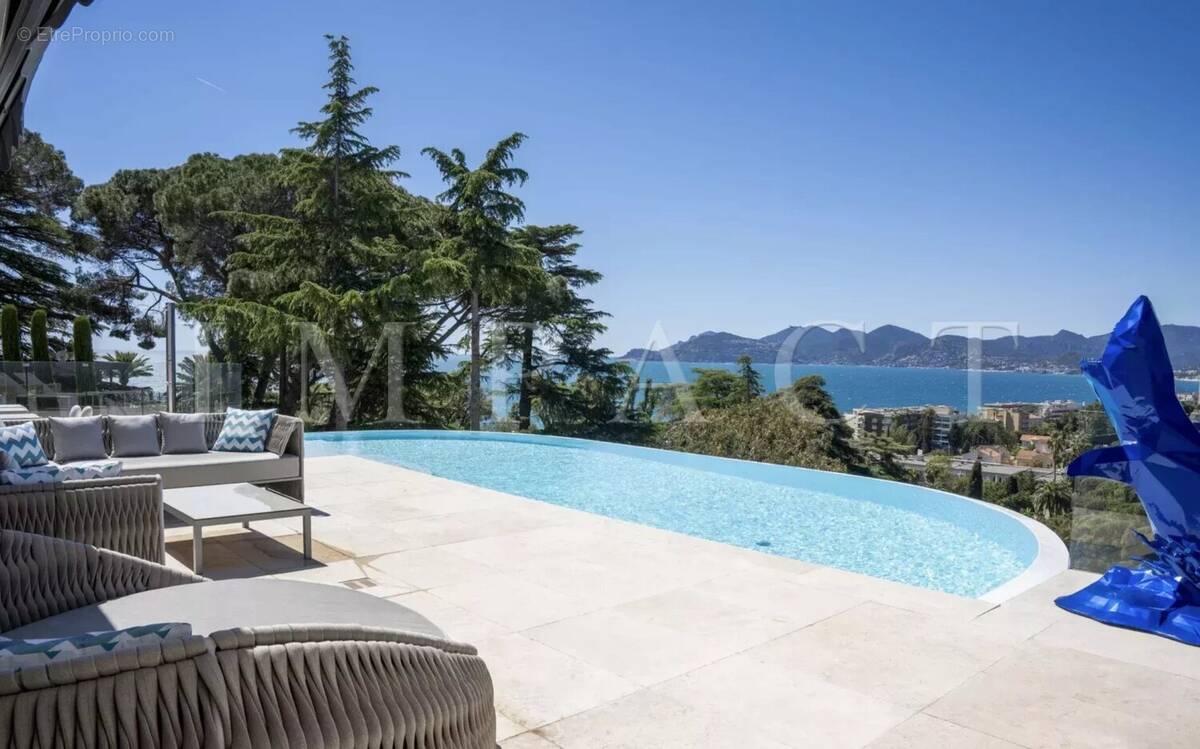 Maison à CANNES