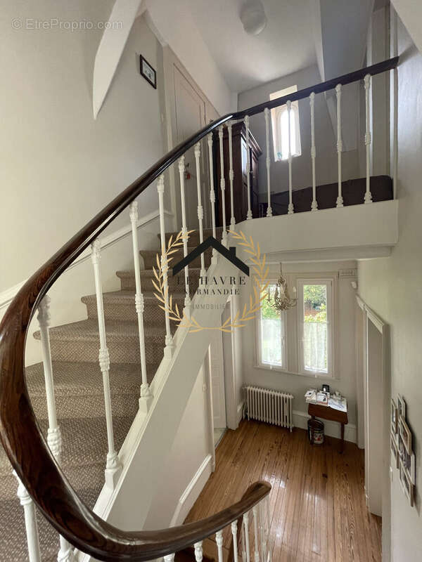 Maison à MONTIVILLIERS