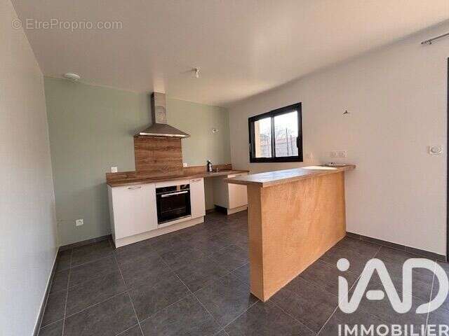 Maison 90 m² à Aubenas  - photo 7