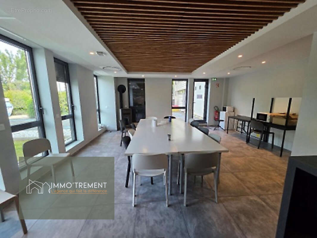 Commerce à SAINT-ETIENNE