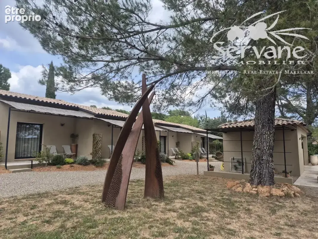 Belle villa avec 4 gîtes independants et piscine - photo 18