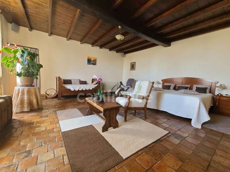 Maison à MATHA