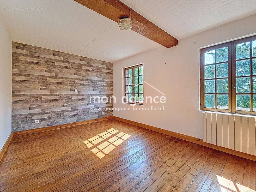 Maison à LES AUTHIEUX-SUR-LE-PORT-SAINT-OUEN