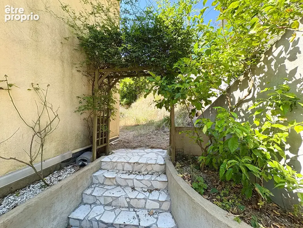 LA TURBIE - VILLA 120m2 avec piscine - photo 6