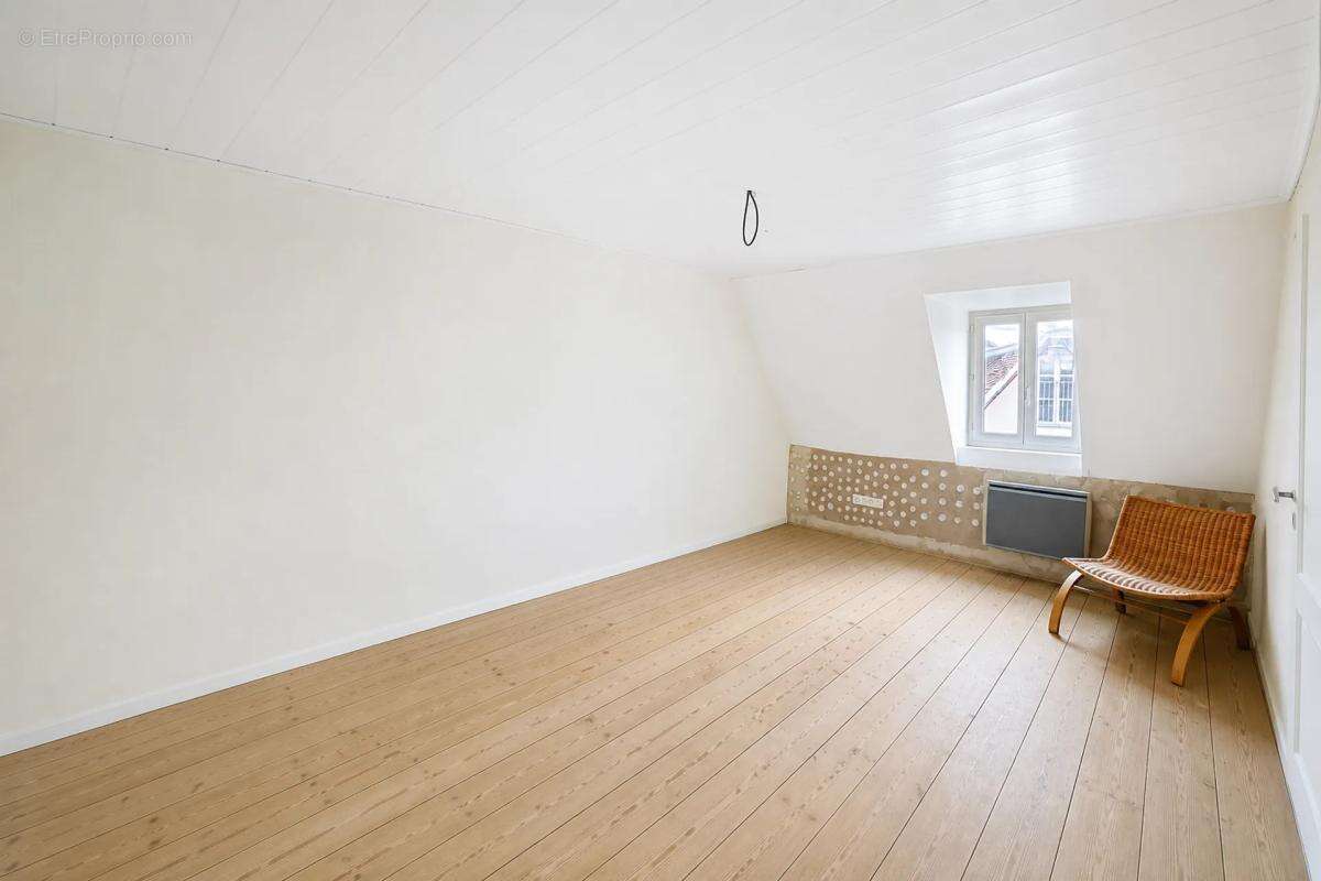 Maison de 4 pièces de 140 m² à Le Pont-de-Beauvoisin - photo 20