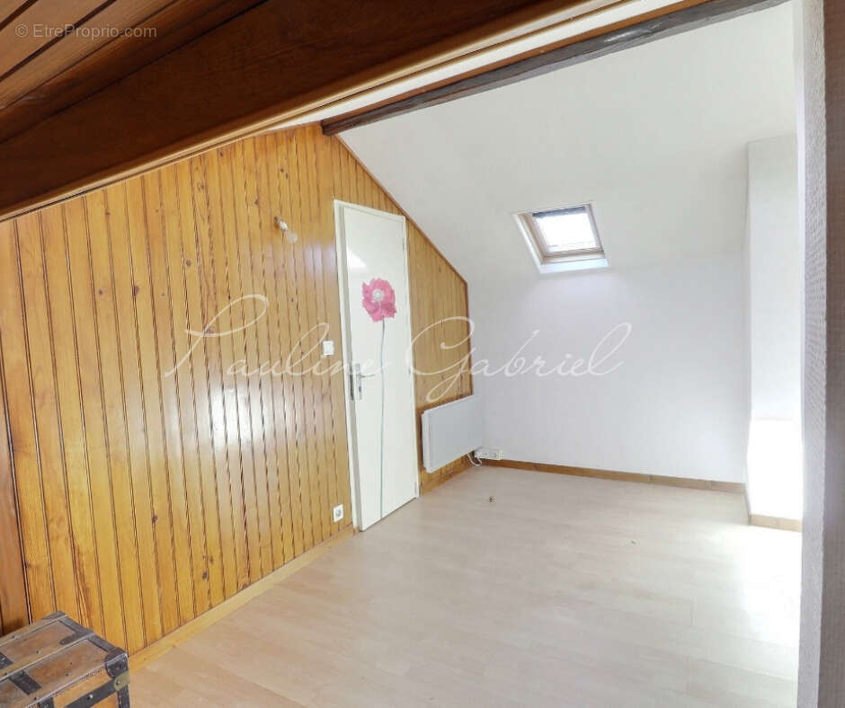 Appartement à ALLOUVILLE-BELLEFOSSE