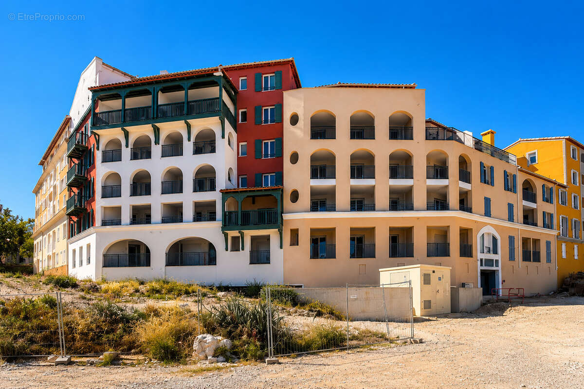 Appartement à PORT-DE-BOUC