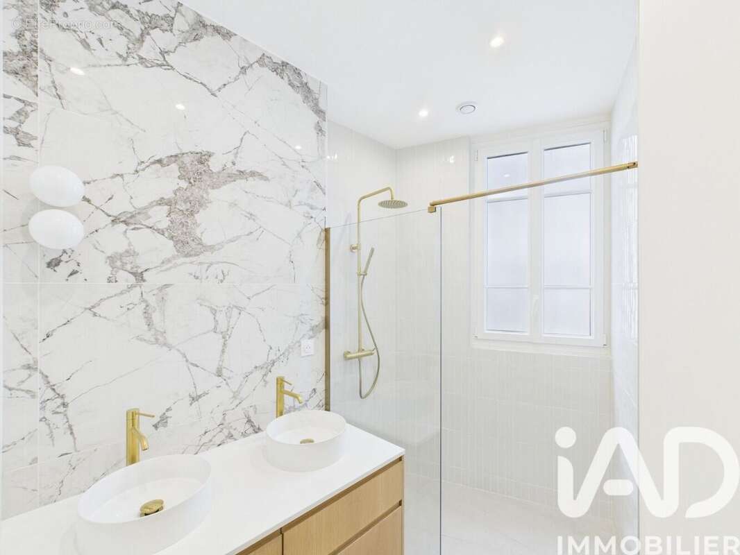 Photo 9 - Appartement à PARIS-7E