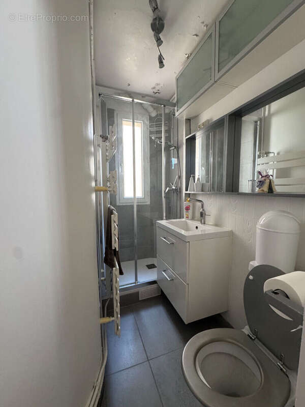 2 Pièces 36 m² - Rue des Bergers - 375.000 uros - photo 7