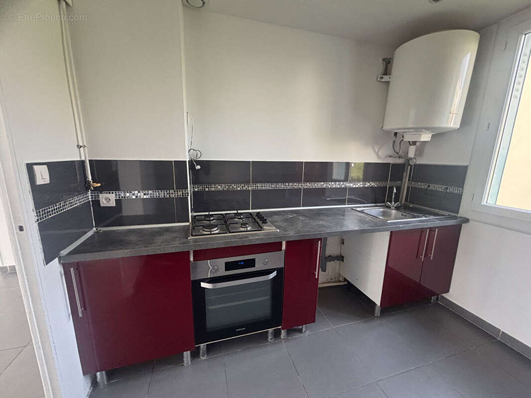 Appartement à MARSEILLE-14E