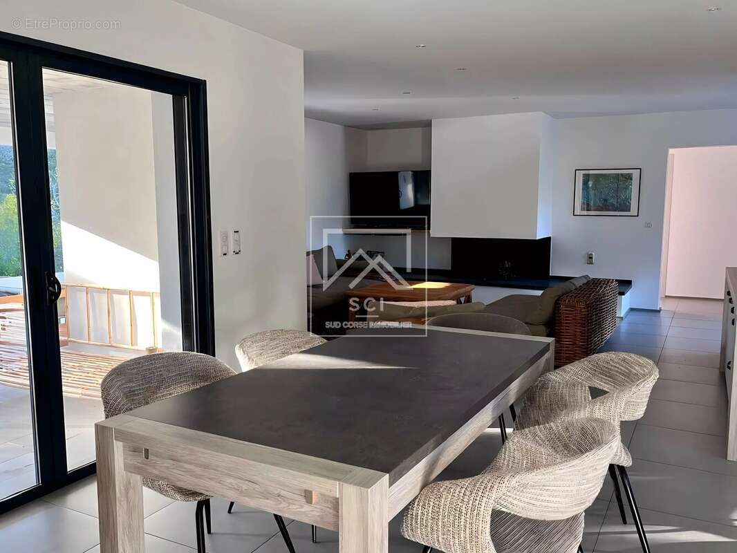 Maison à PORTO-VECCHIO