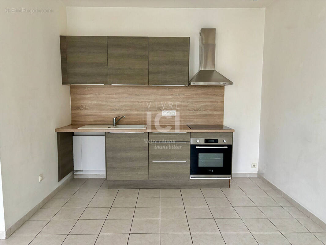 Appartement à GENESTON