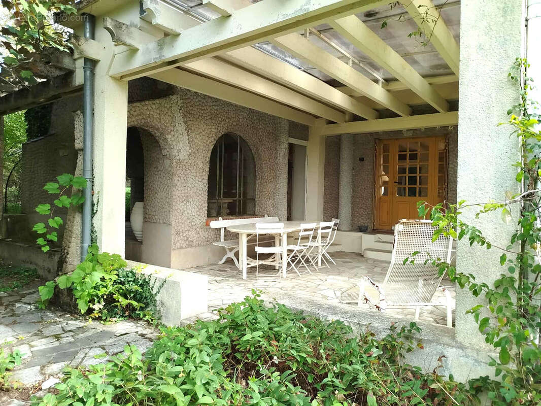 Maison à BELLERIVE-SUR-ALLIER