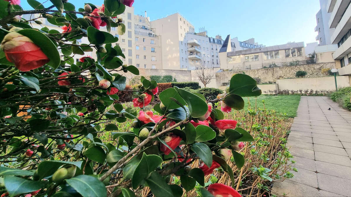 Appartement à PARIS-19E