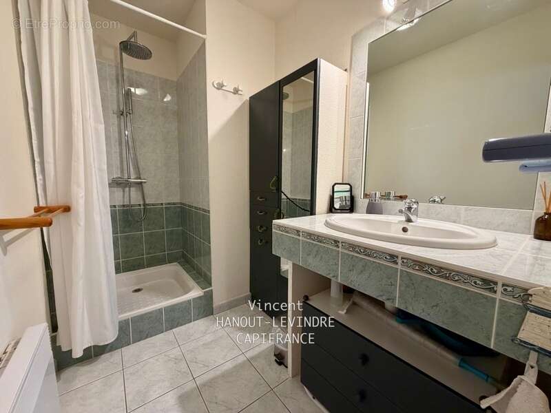 Maison familiale de 146 m² à Tiercé – 5 chambres, jardin sans vis-à-vis, Centre ville et gare à pied - photo 15