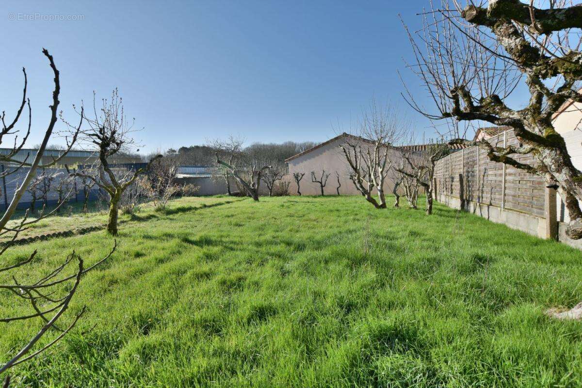 Maison à SAINT-LEGER-SOUS-CHOLET