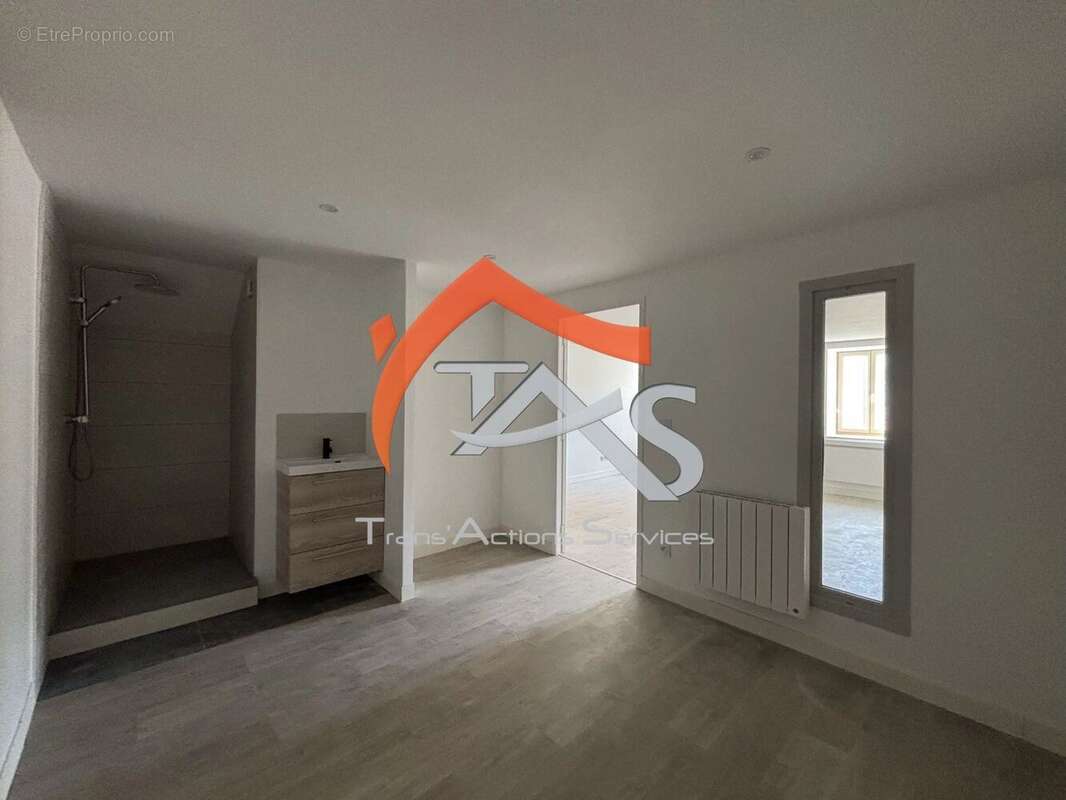 Appartement à LA VALLA-EN-GIER