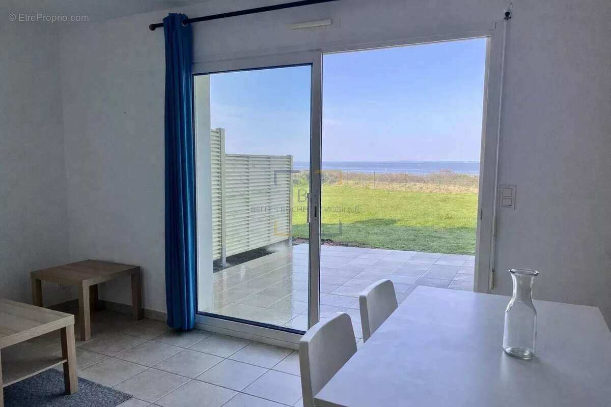 Appartement à MESQUER