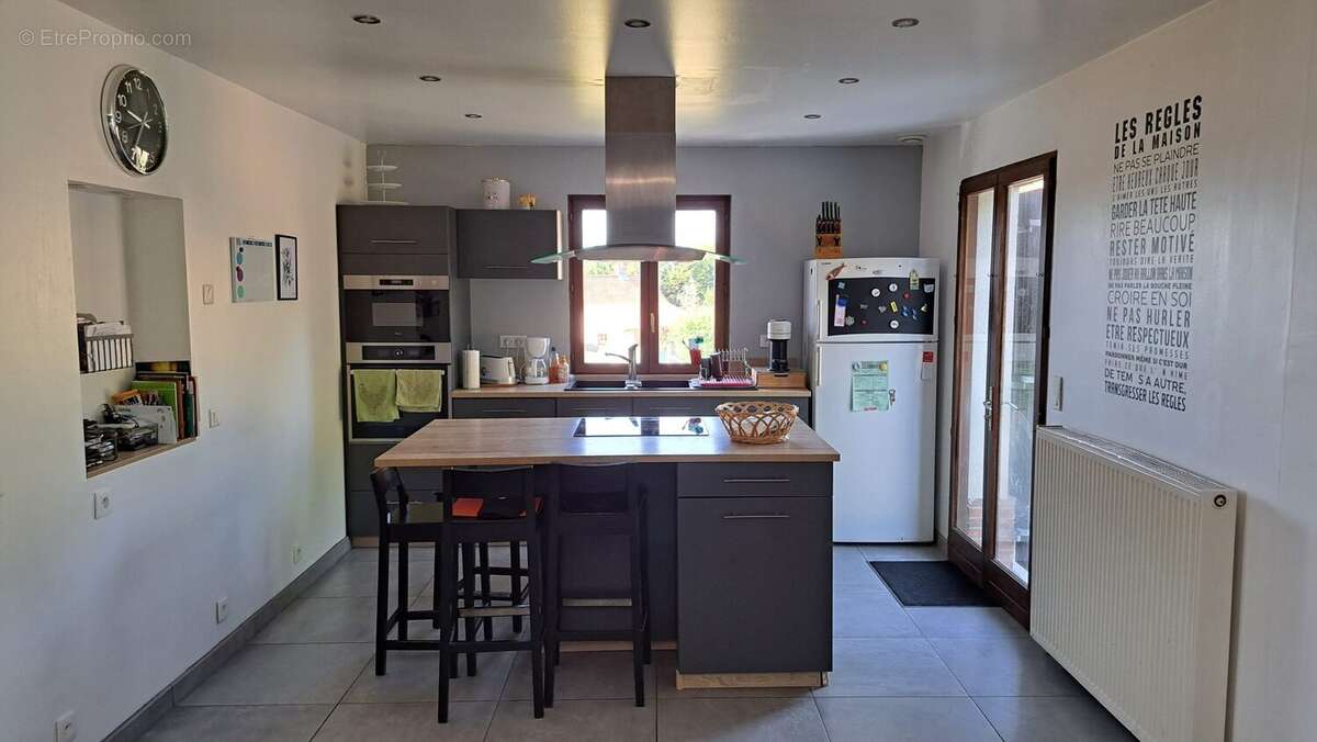Maison 134 m² à Abbeville  - photo 3