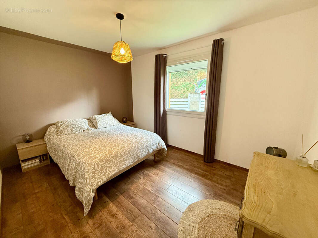 Maison à SAINT-VICTOR-SUR-RHINS