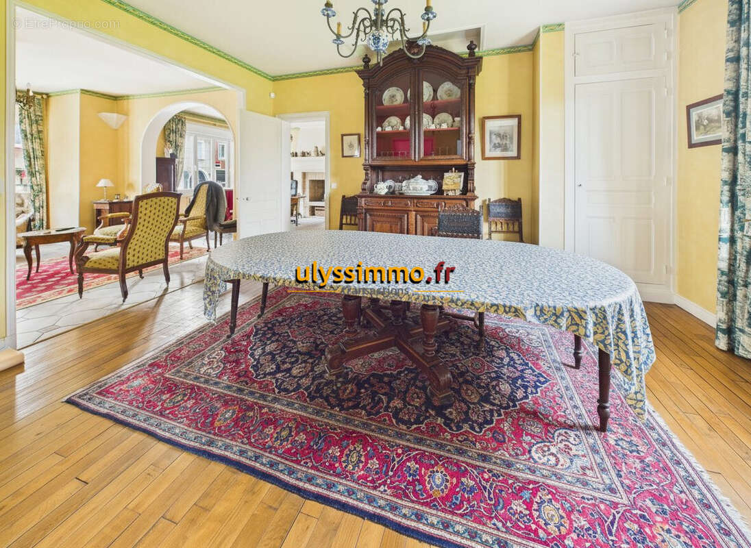 Maison à ROSIERES-EN-SANTERRE