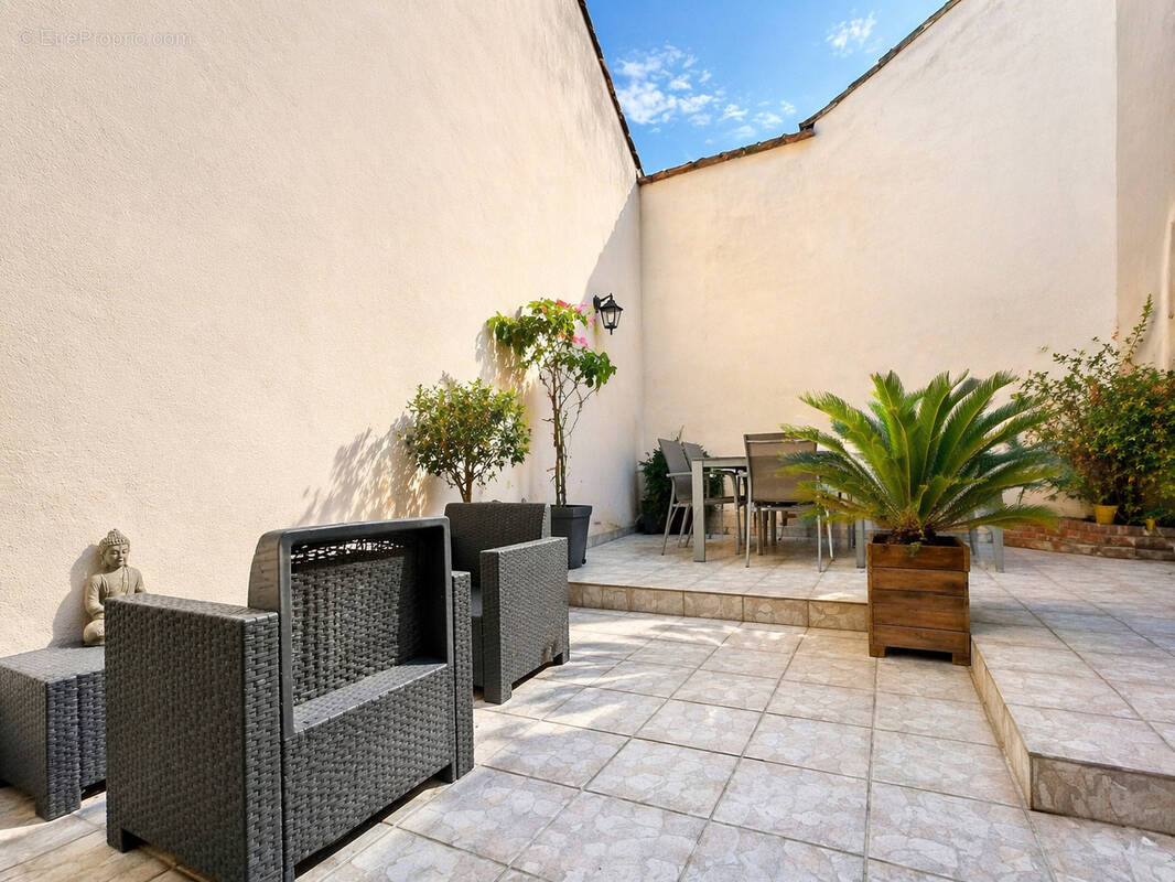 Maison à LORREZ-LE-BOCAGE-PREAUX