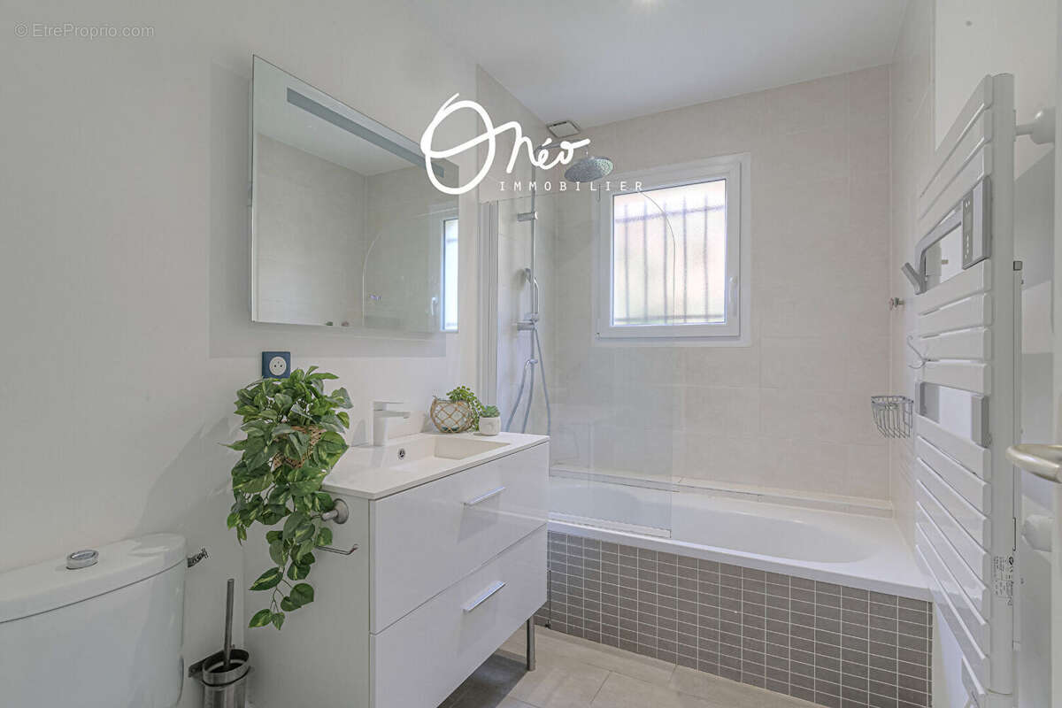 Maison à SAINT-PRIEST