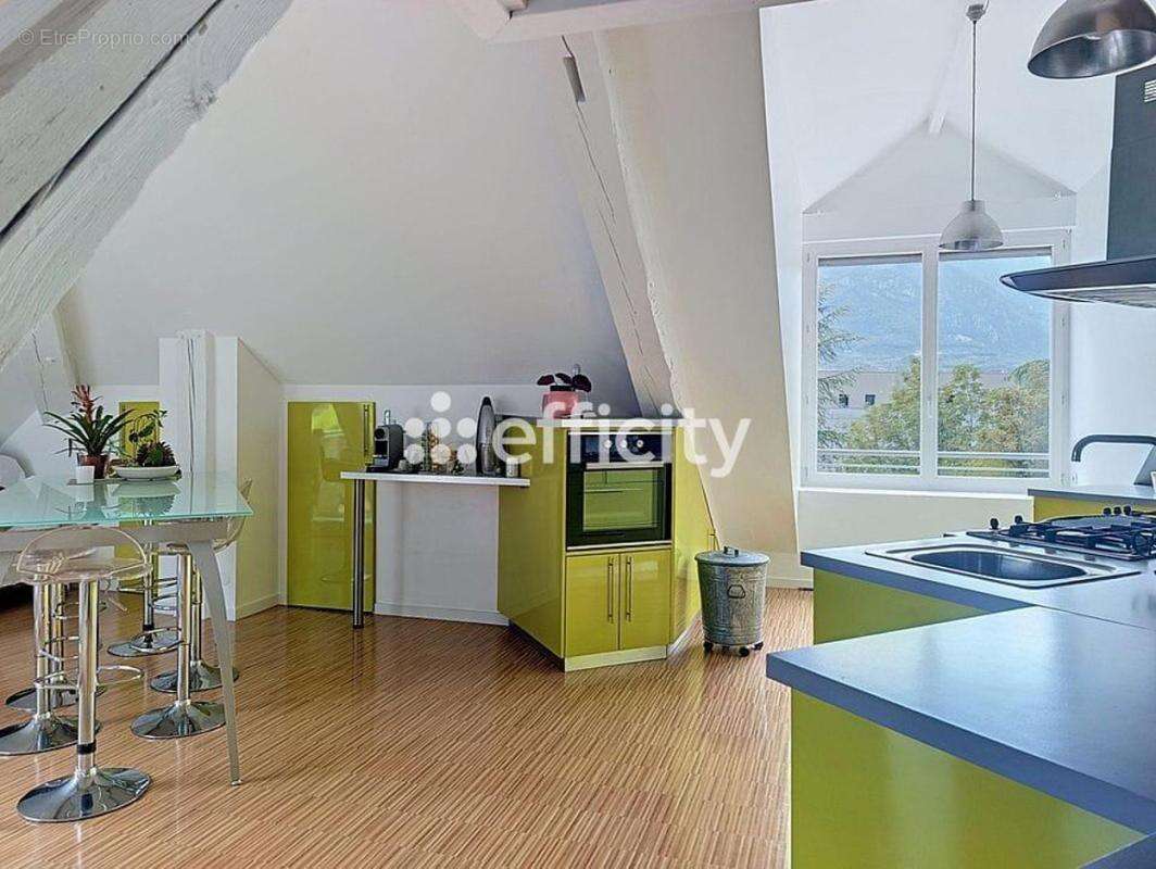 Appartement à SAINT-EGREVE
