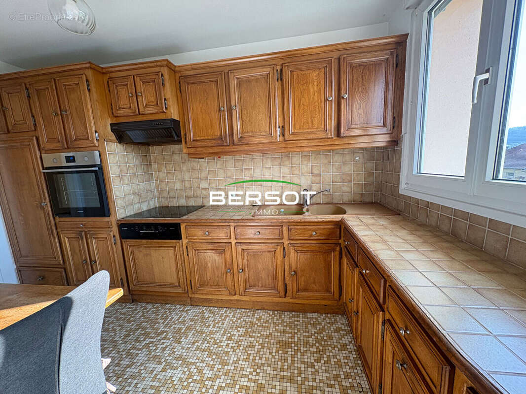 Maison à MISEREY-SALINES