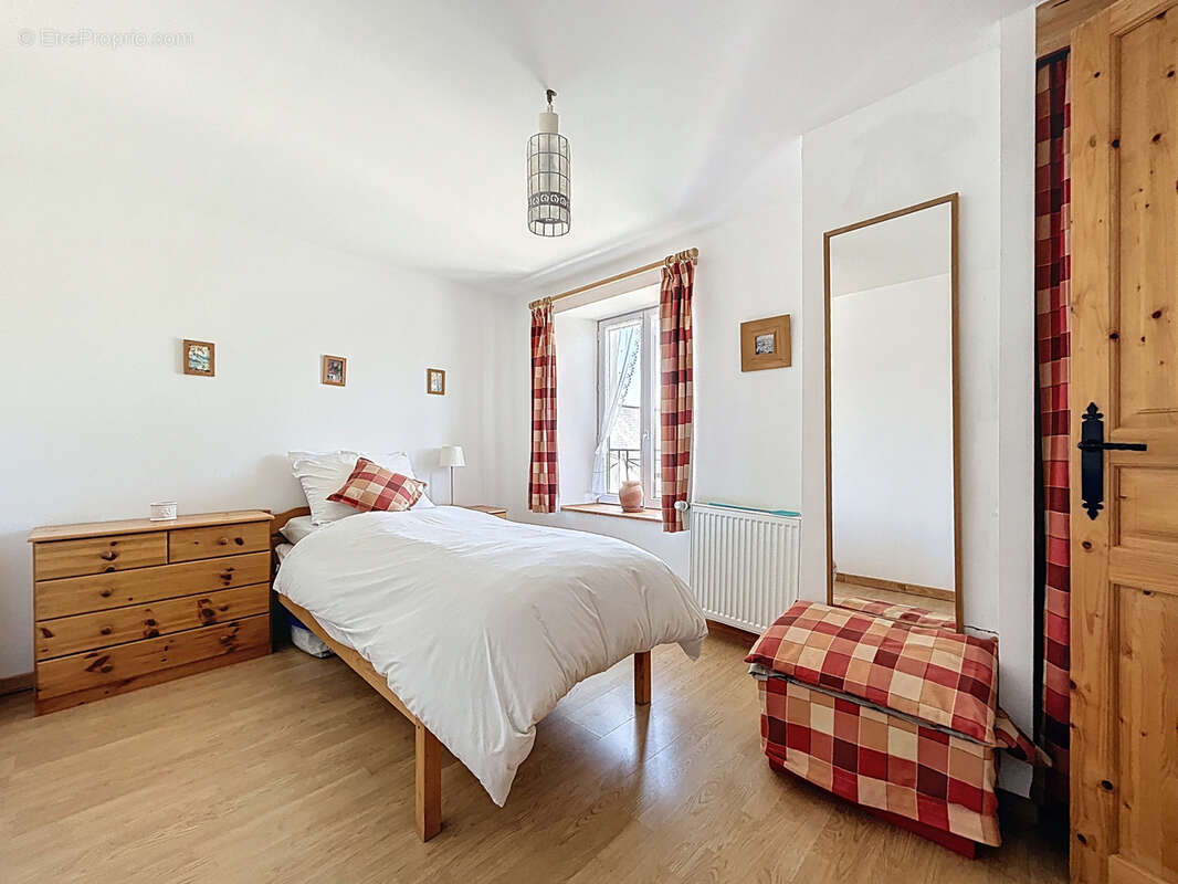 Maison à SAINT-SAUVEUR-LE-VICOMTE