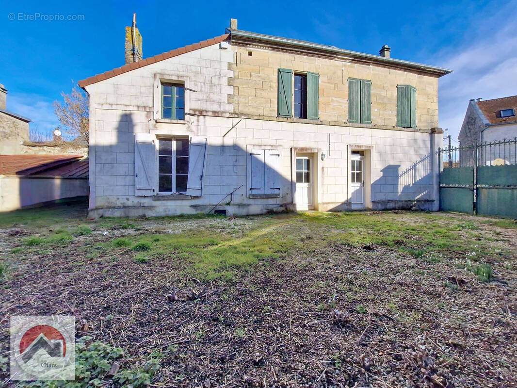 Maison à MARINES