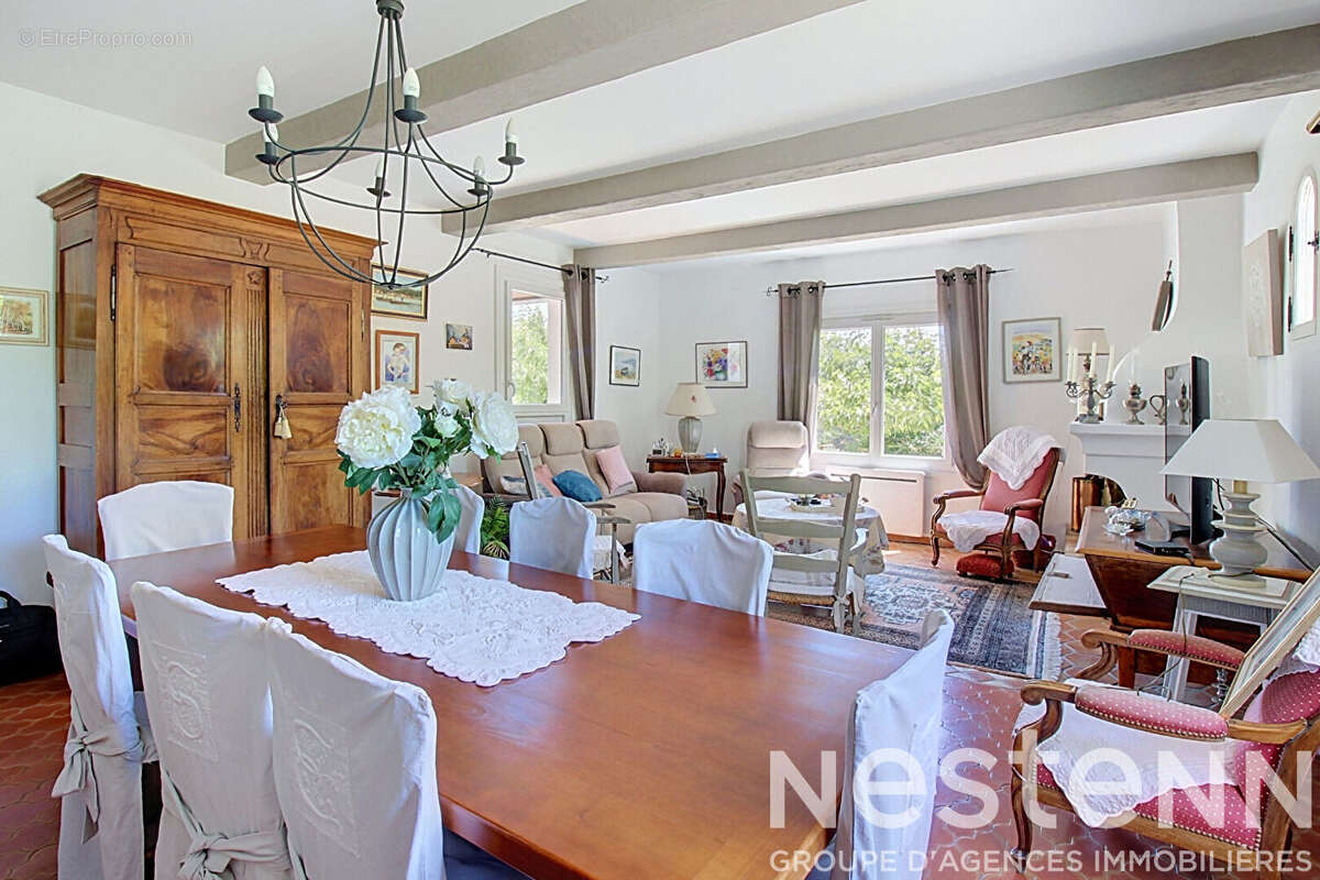 A VENDRE DRAGUIGNAN Villa 180m² avec piscine et vue dégagée - 4553m² de terrain - photo 10