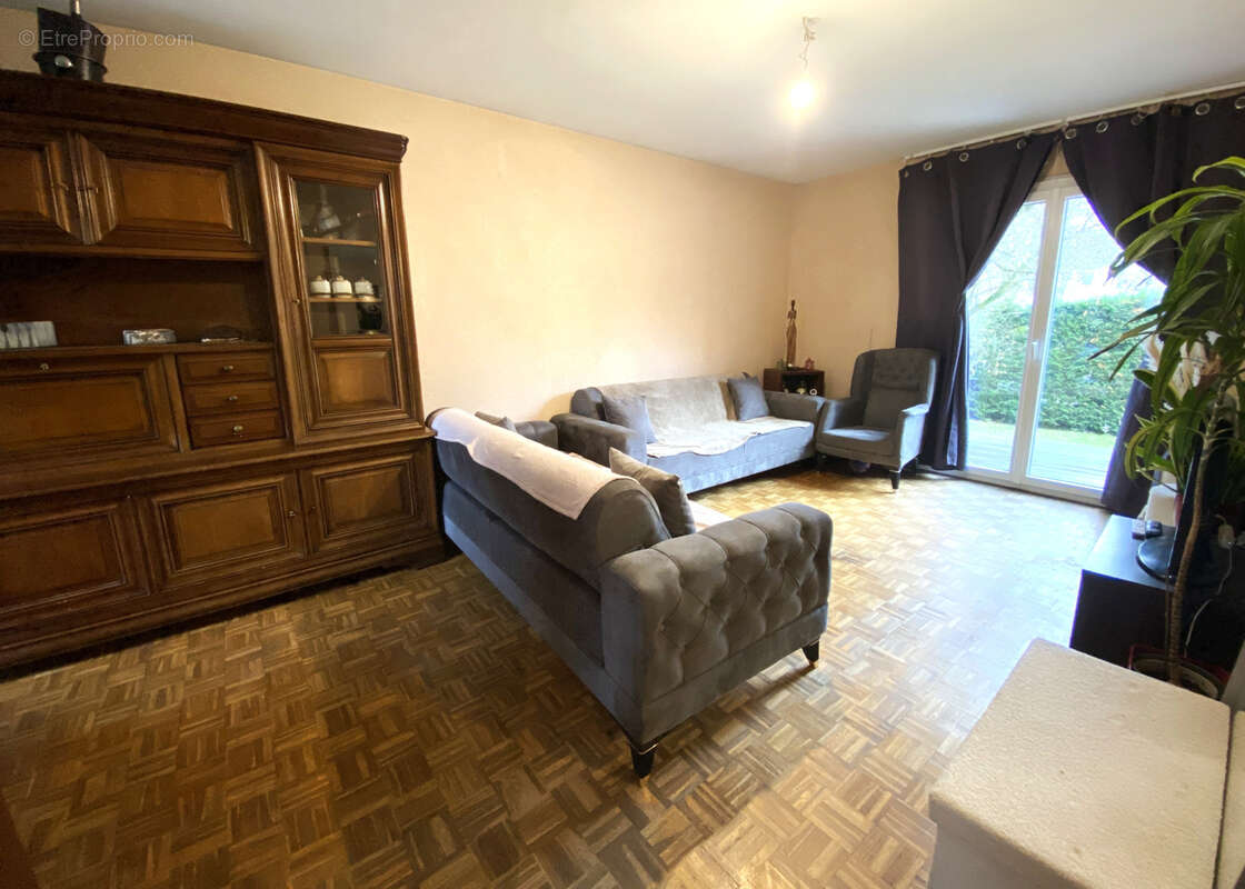 Maison à VILLIERS-SUR-ORGE