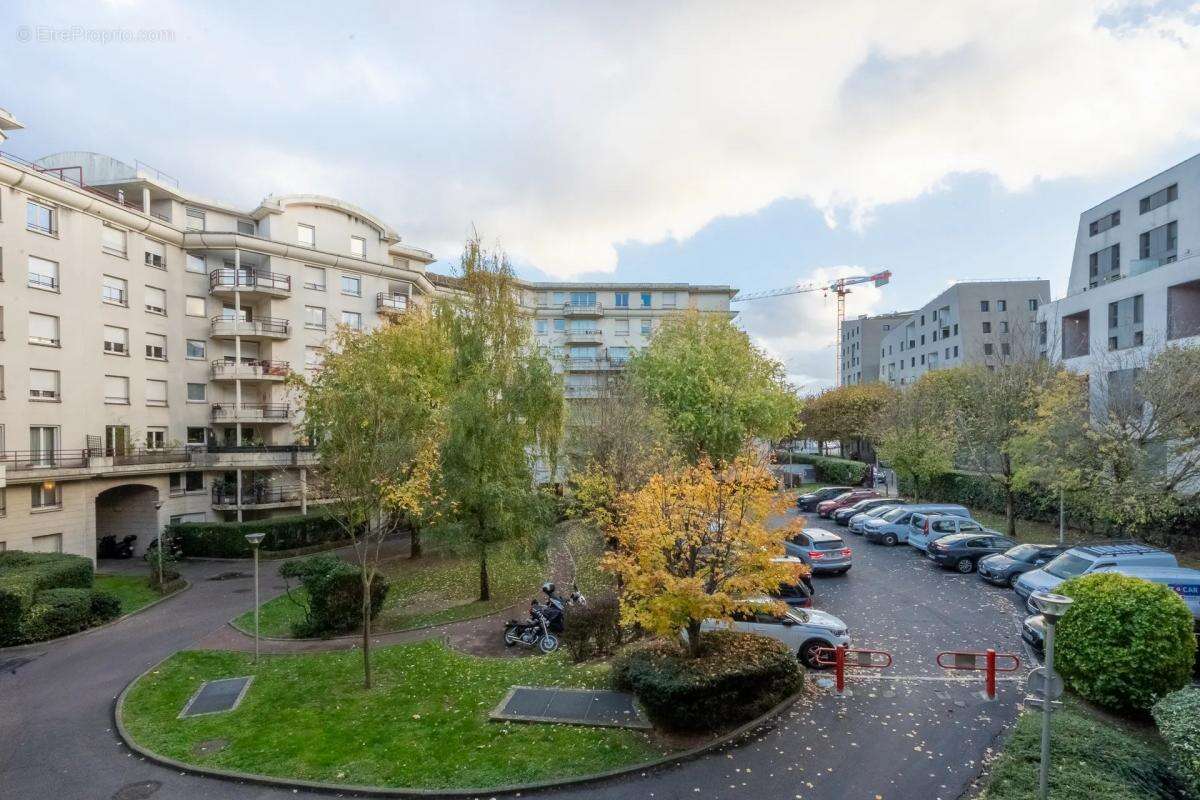 Appartement à ROSNY-SOUS-BOIS