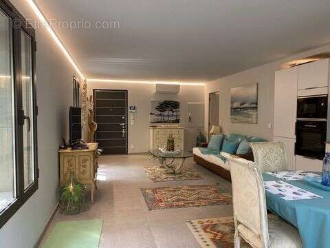 Appartement à SAINT-TROPEZ