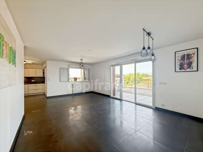 Appartement à PREVESSIN-MOENS