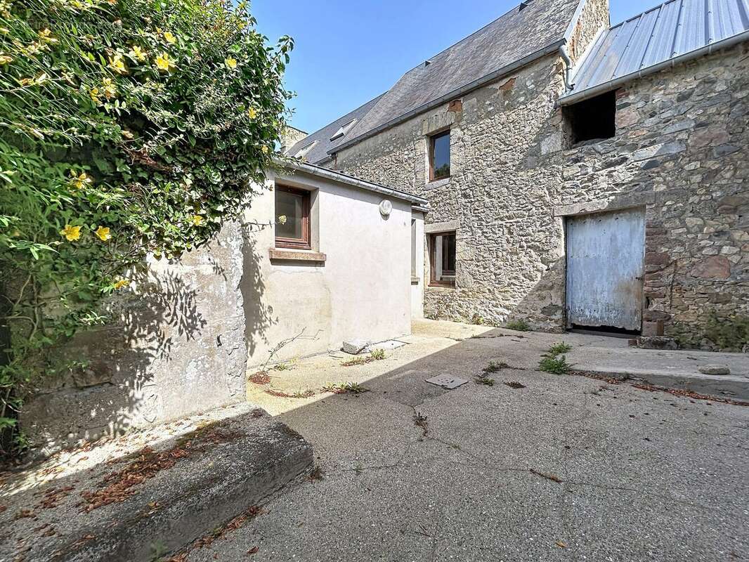 Maison à GOUVILLE-SUR-MER