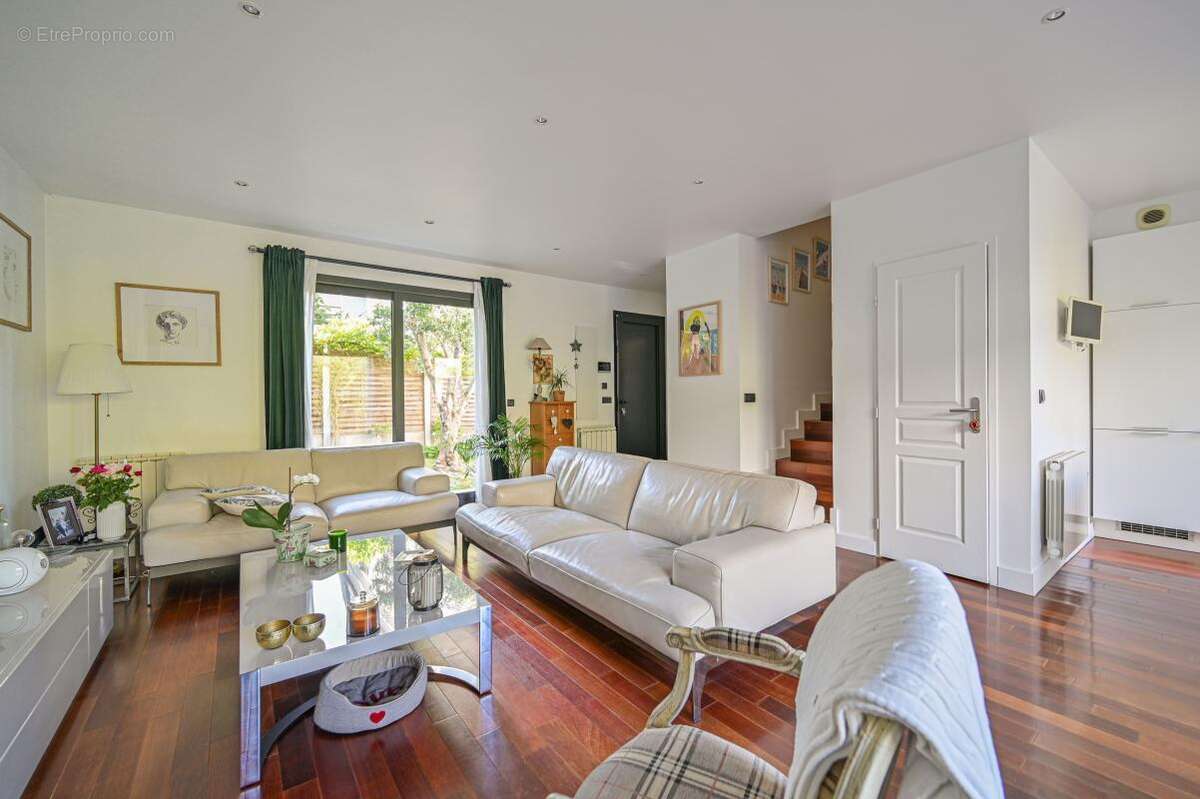 Appartement à BRY-SUR-MARNE