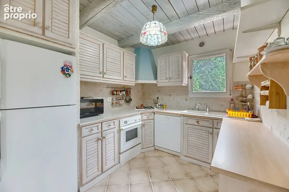 Saint-Martin-Vésubie — Chalet avec appartement indépendant et terrain de 1 054 m2 - photo 6