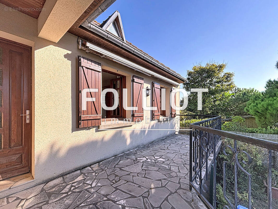 Maison à SAINT-PAIR-SUR-MER