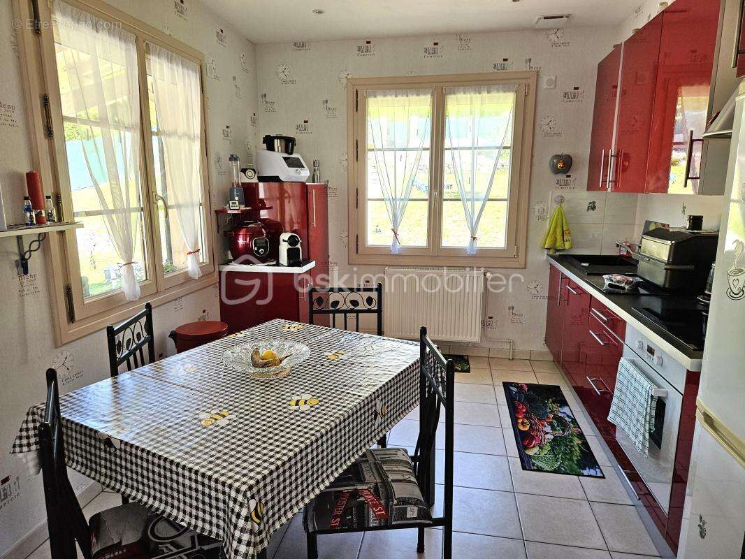 Maison à CHATELLERAULT