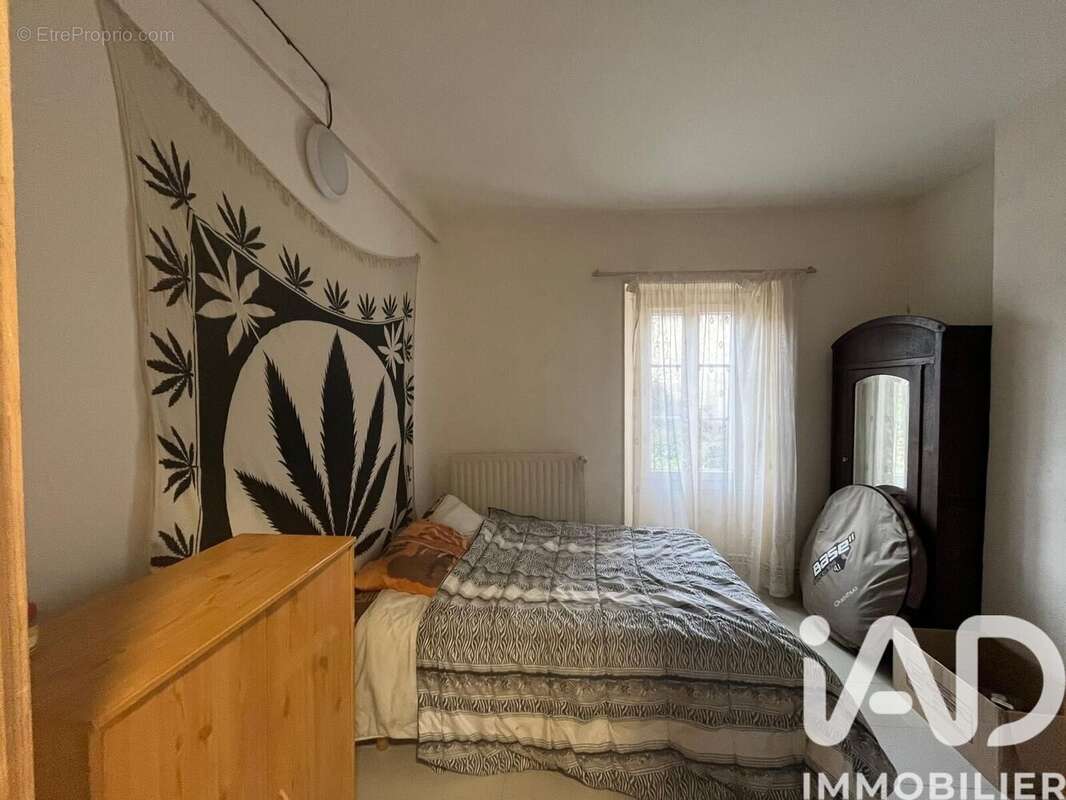 Photo 7 - Appartement à VILLENEUVE-SUR-YONNE