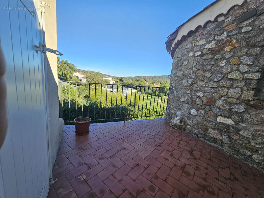 Maison à PLAN-DE-LA-TOUR