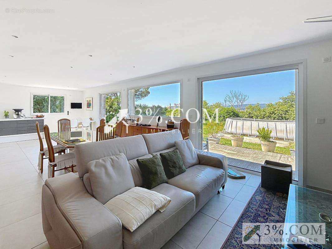 Maison 175 m2 habitables plus annexes avec vue panoramique - photo 5